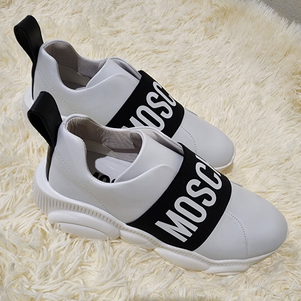Authentic Moschino Chunky Teddy Woman Sneakers